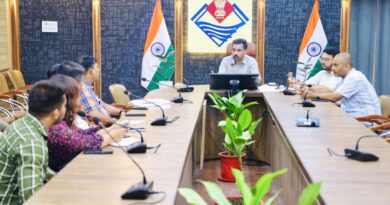 डीएम ने की ई-आफिस प्रगति समीक्षा, तकनीकी समस्याओं के शीघ्र समाधान के दिए निर्देश