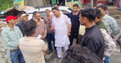 मंत्री राम सिंह कैड़ा का सख्त रुख, चाफी–पदमपुरी-धारी मोटर मार्ग पर सोलिंग कार्य जल्द पूरा करने के निर्देश