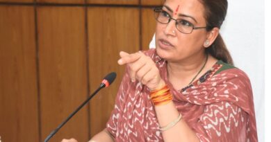 एसआईआर के साथ विभागीय काम भी करें आंगनबाड़ी कार्यकत्री- रेखा आर्या